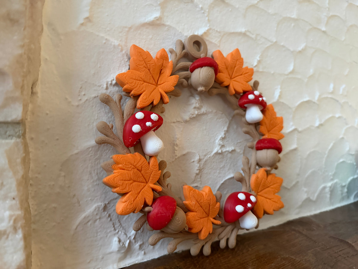 Herbstkranz mit Pilzen und Eicheln Türkranz Deko