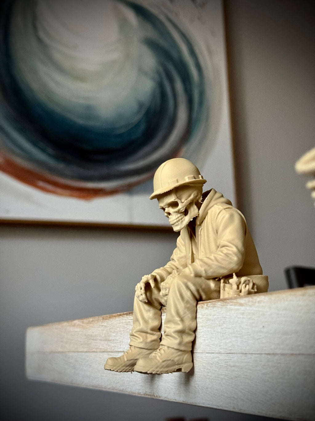 Totenkopf Kantenhocker Bauarbeiter