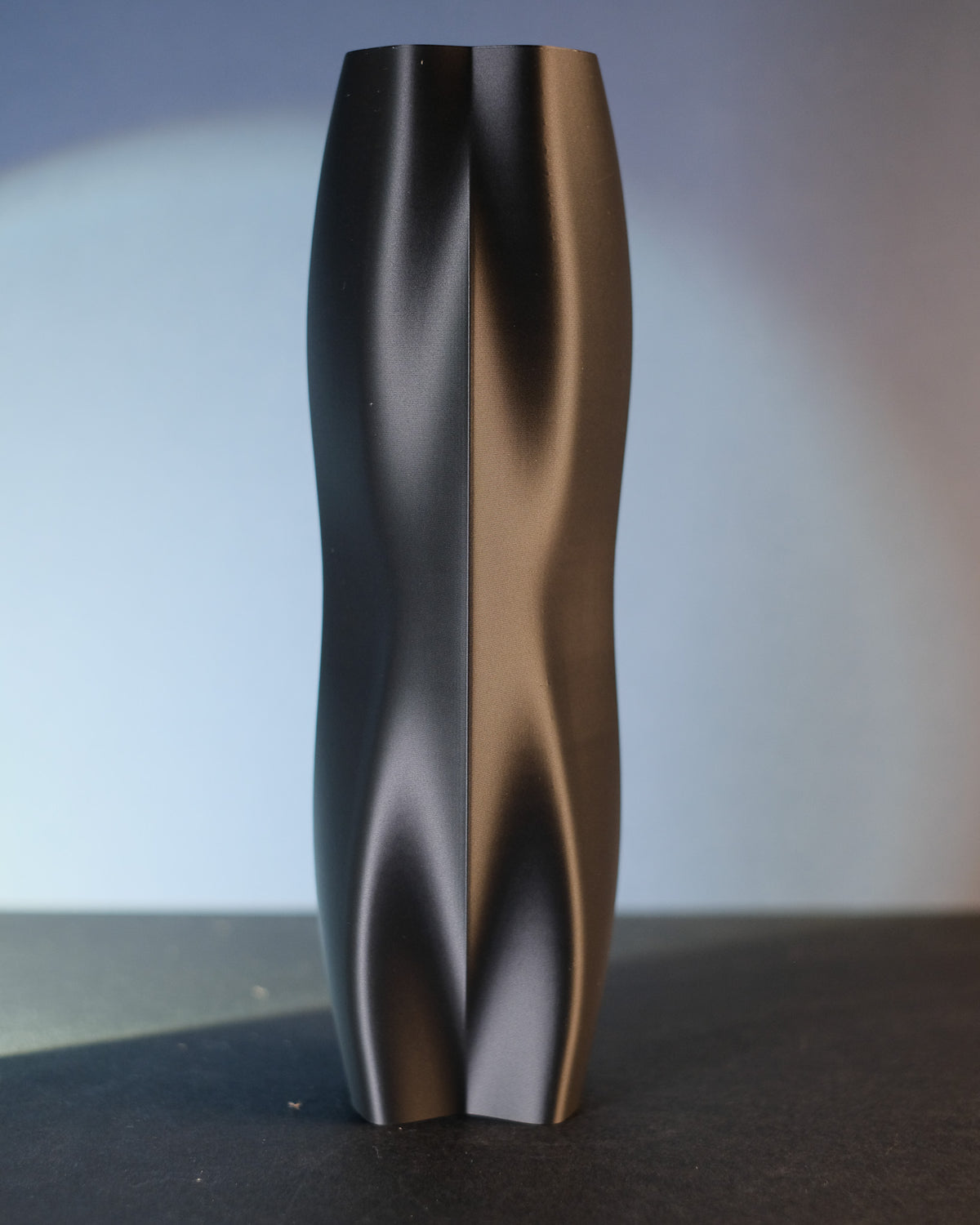 Vase Yoga-Pose - Skulpturale Form