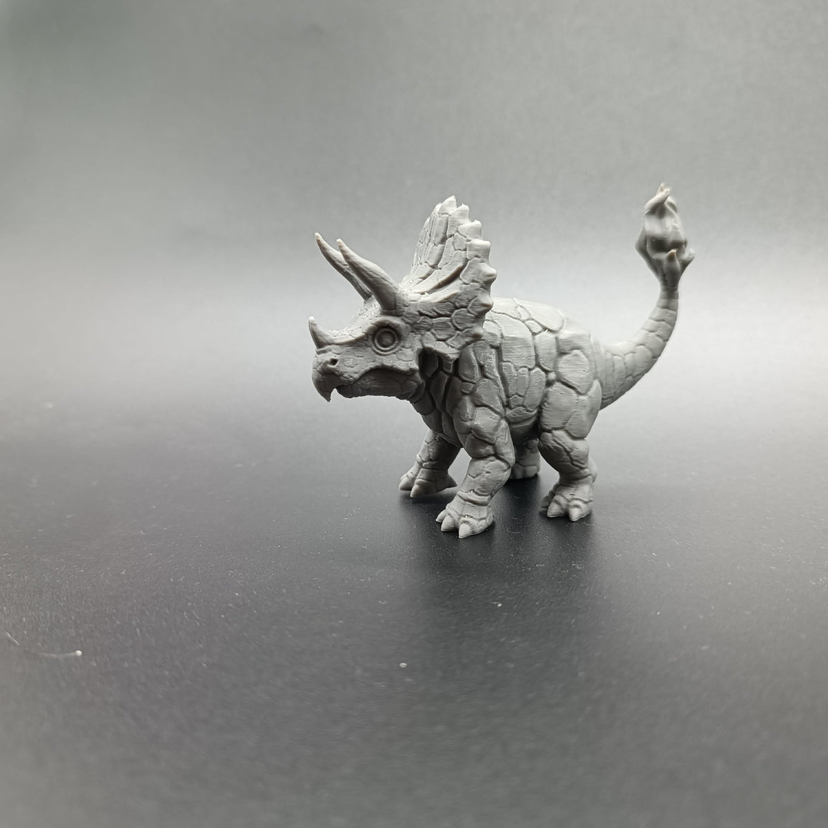 Lava-Dino-Trupp 5 niedliche Vulkan-Dinosaurier Figur Deko