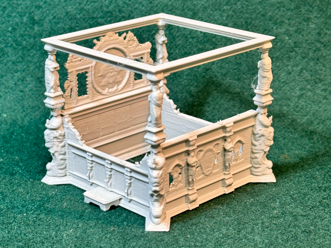 Puppenhaus Mini Vict. Epoche Bett (Himmelbett) 4 Miniatur 1:12 Puppenstube