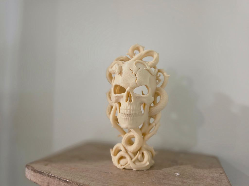 Gothic Schlangen-Totenkopf Halloween Deko