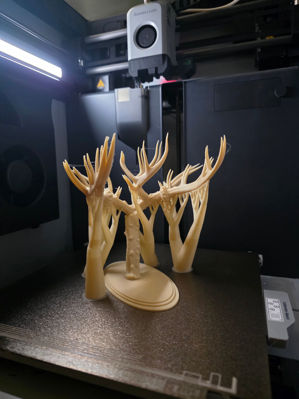 Bonsai Skulptur aus Hirschgeweih