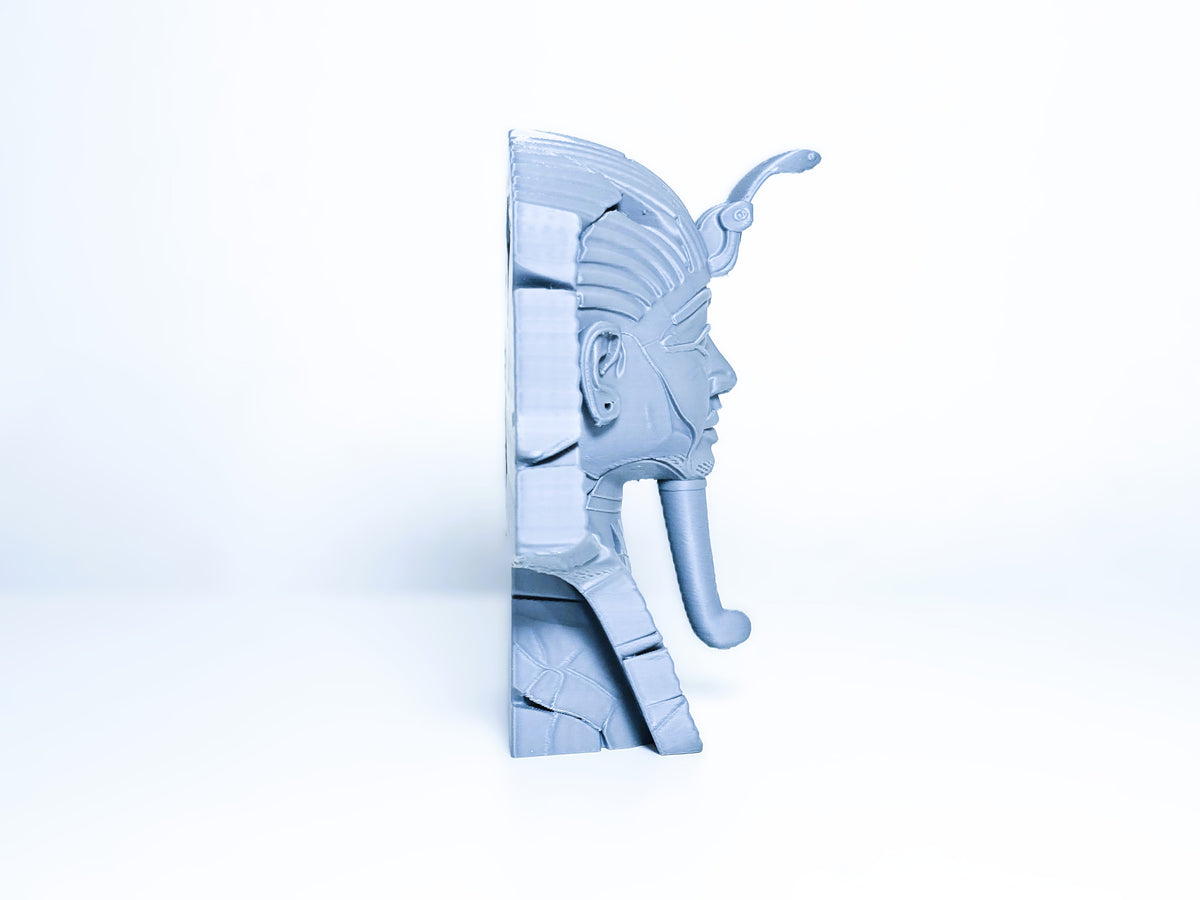 Pharao zerbrochen Figur