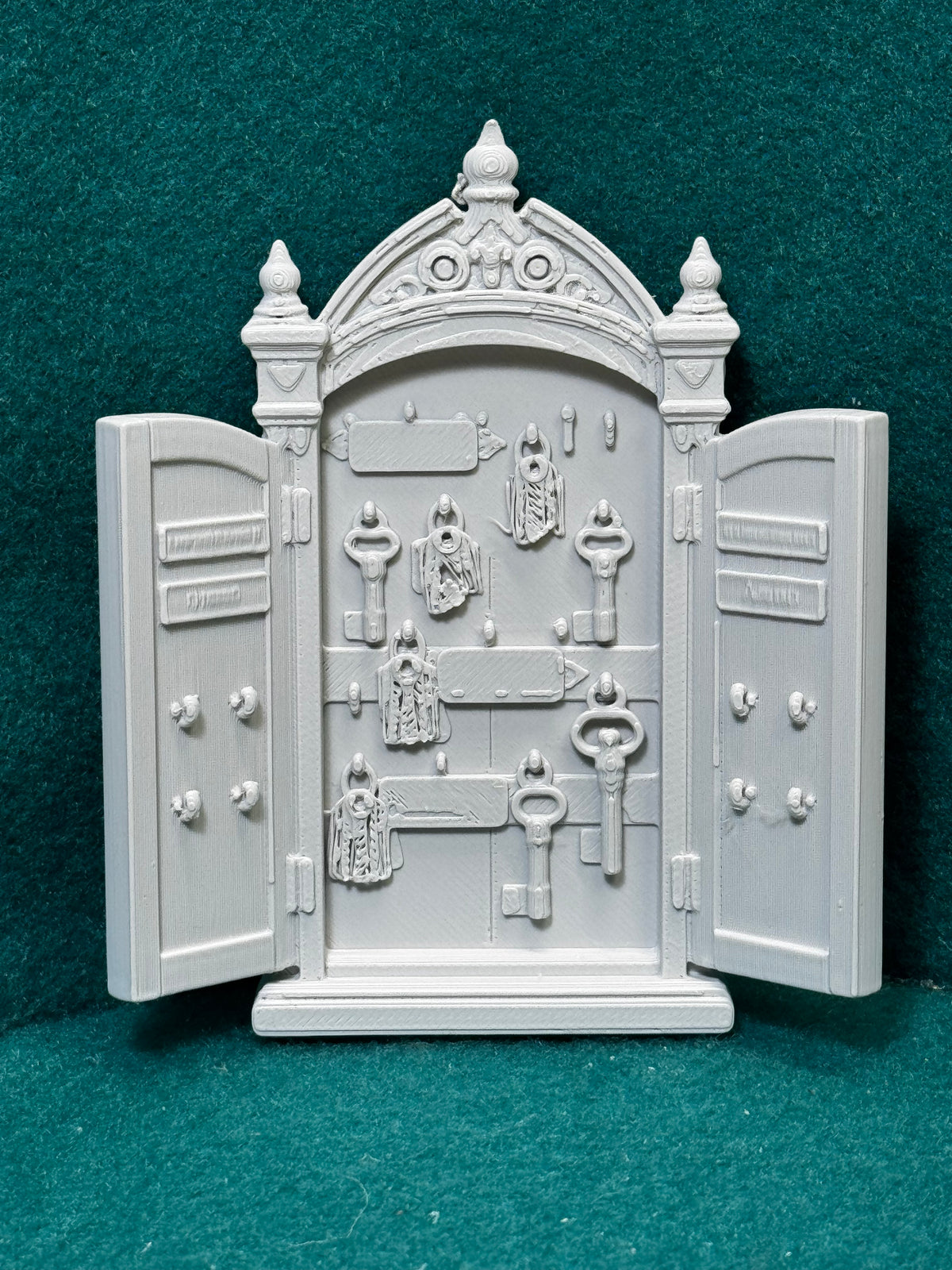 Schlüsselkasten (Einige beschriftet andere nicht) Figur Deko Statue Vitrine