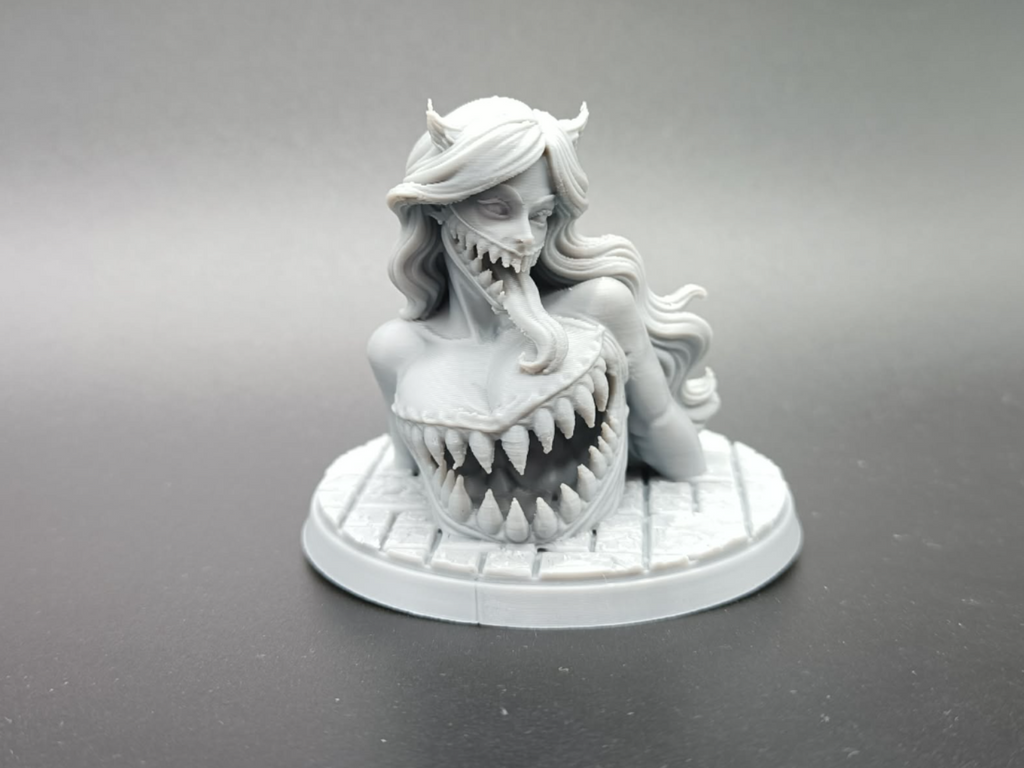 Abyssische Mimik-Frau Gothic-Horror RPG