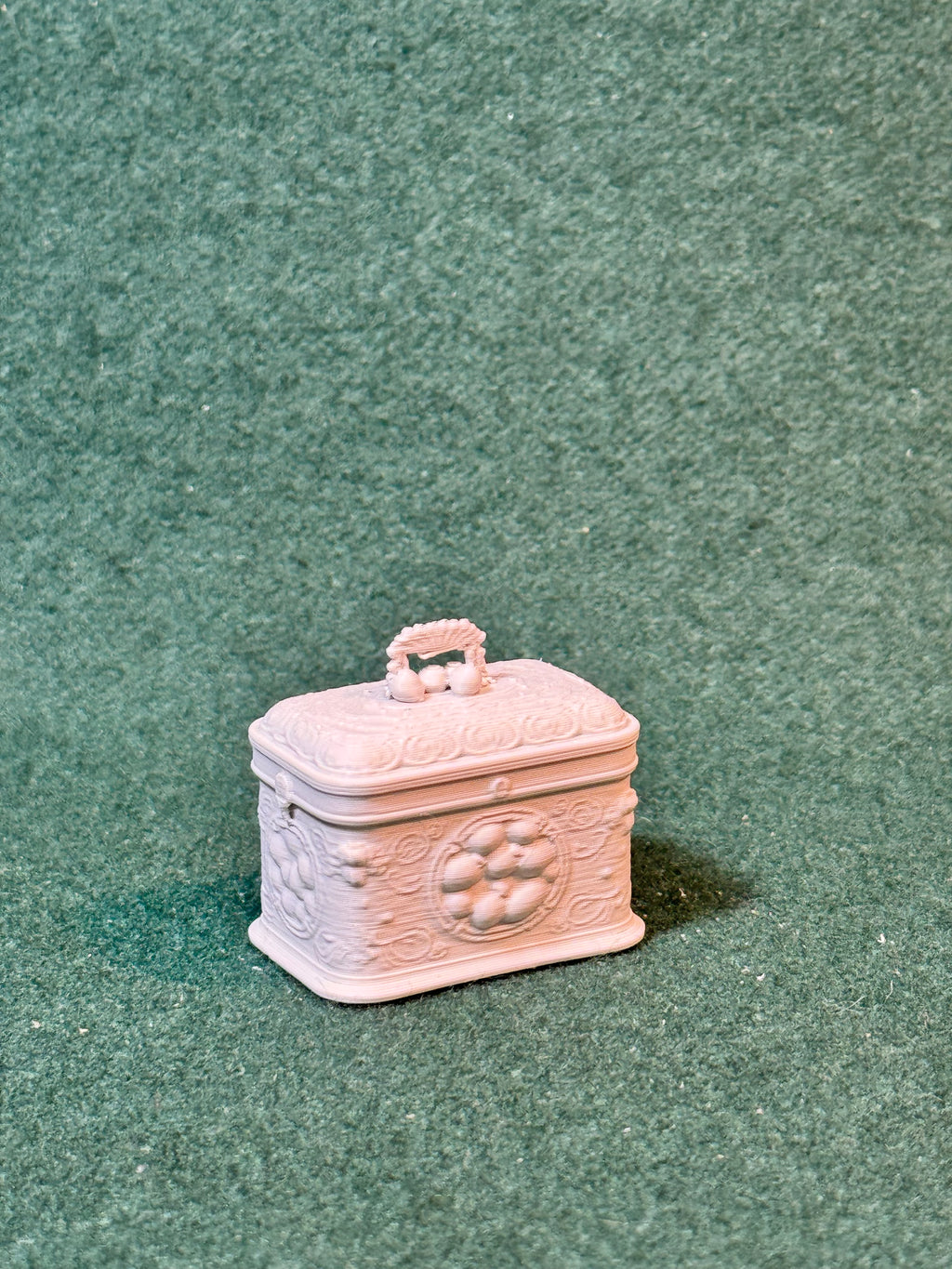 Puppenhaus Mini Brotkasten aus der viktorianischen Ära Miniatur 1:12 Möbel