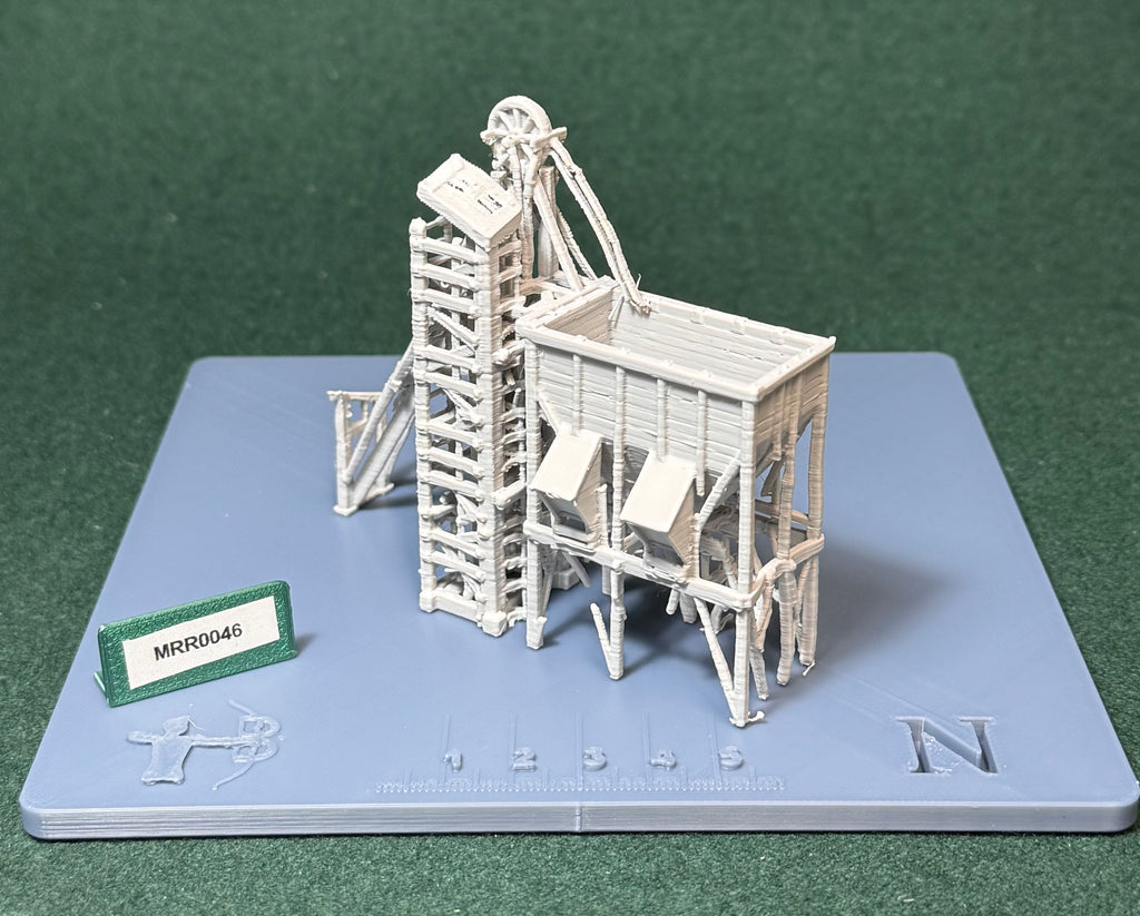 HO & N Struktur Kombination Modelleisenbahn H0 Spur N Diorama Gebäude