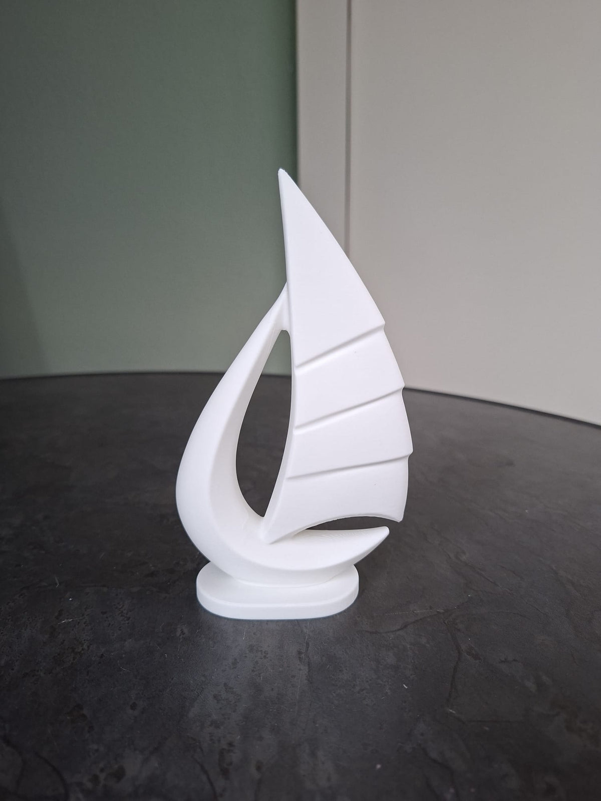 Modernes Segelboot Dekorative Skulptur Figur Deko Statue Weihnachten