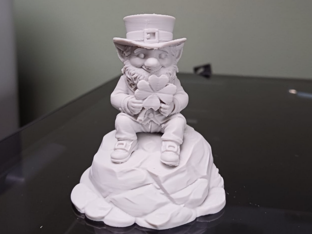Glücklicher Kobold Kleeblatt-Wächter Figur Deko Statue Valentinstag Liebe