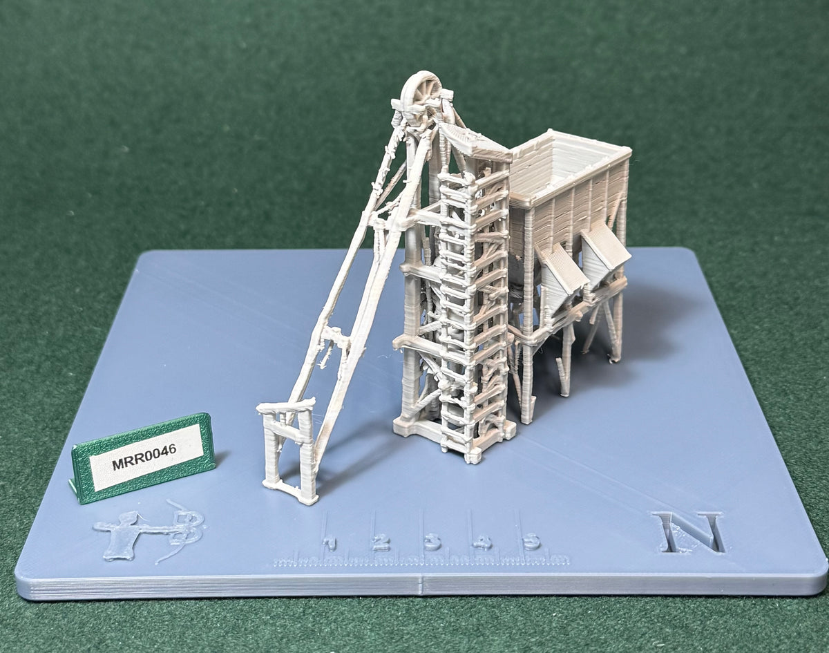 HO & N Struktur Kombination Modelleisenbahn H0 Spur N Diorama Gebäude
