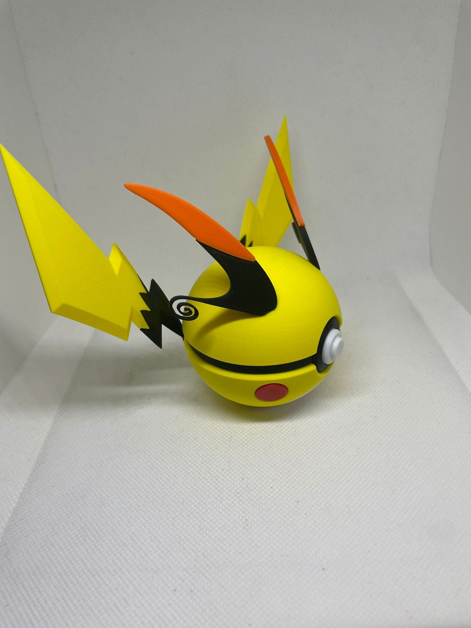 Raichu X | Pokeball | Klicker | Pokemon Inspiration