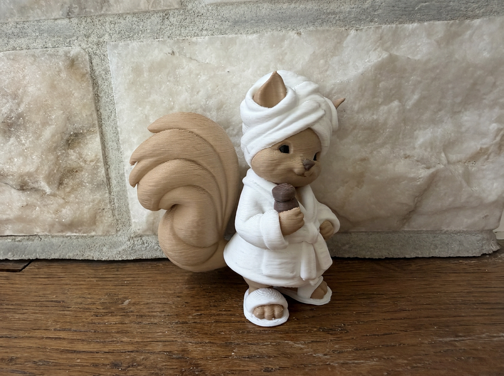 Figur Eichhörnchen im Wellness-Spa Deko