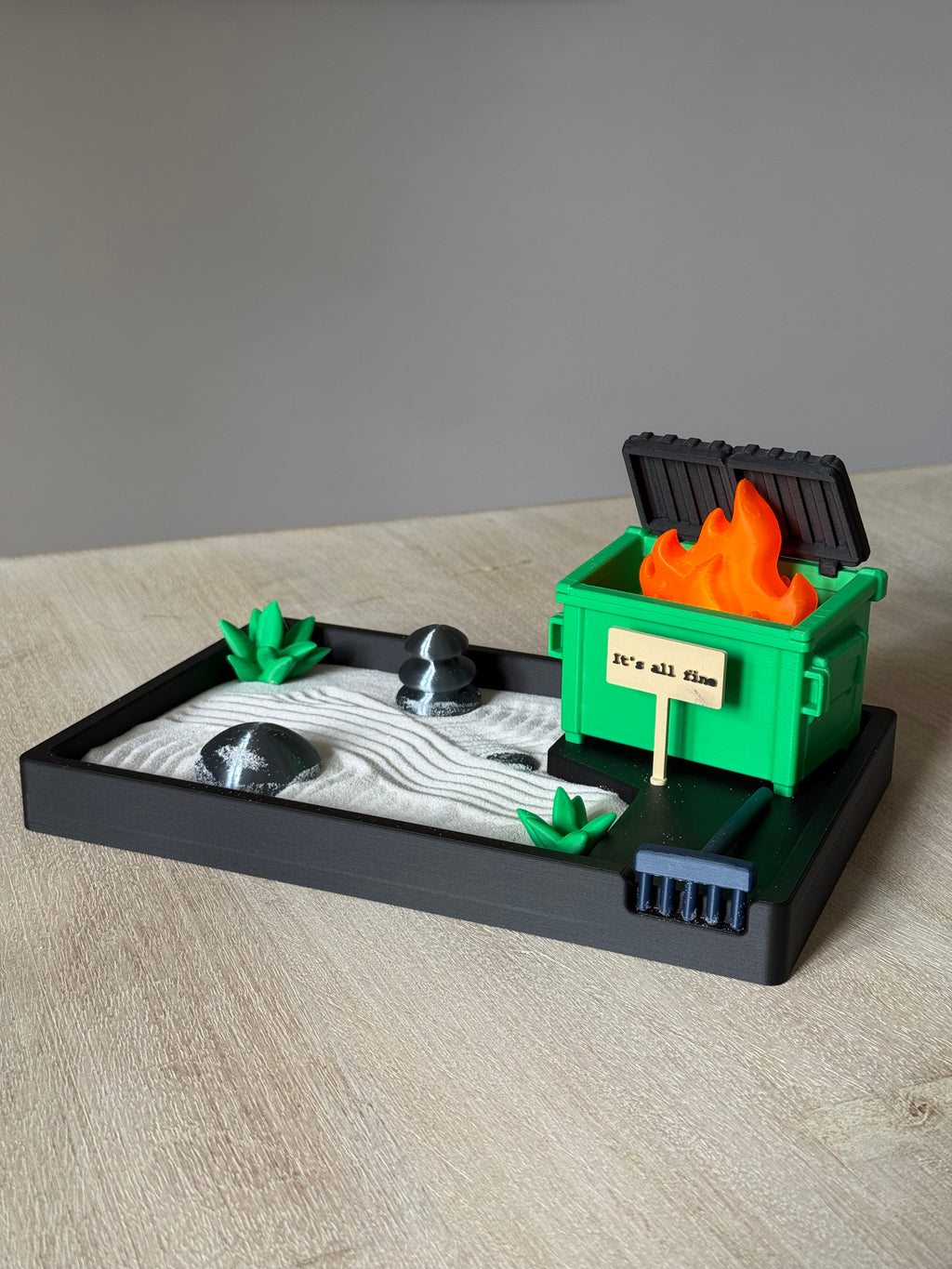 Zen-Garten Müllcontainer mit Teelicht-Feuer