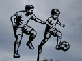 Fußball-Papa trainiert zukünftigen Champion Figur Deko Statue Skulptur