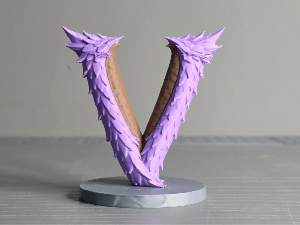 Drachenbuchstabe V Präsentationsskulptur Figur Deko Statue Fantasy Vitrine
