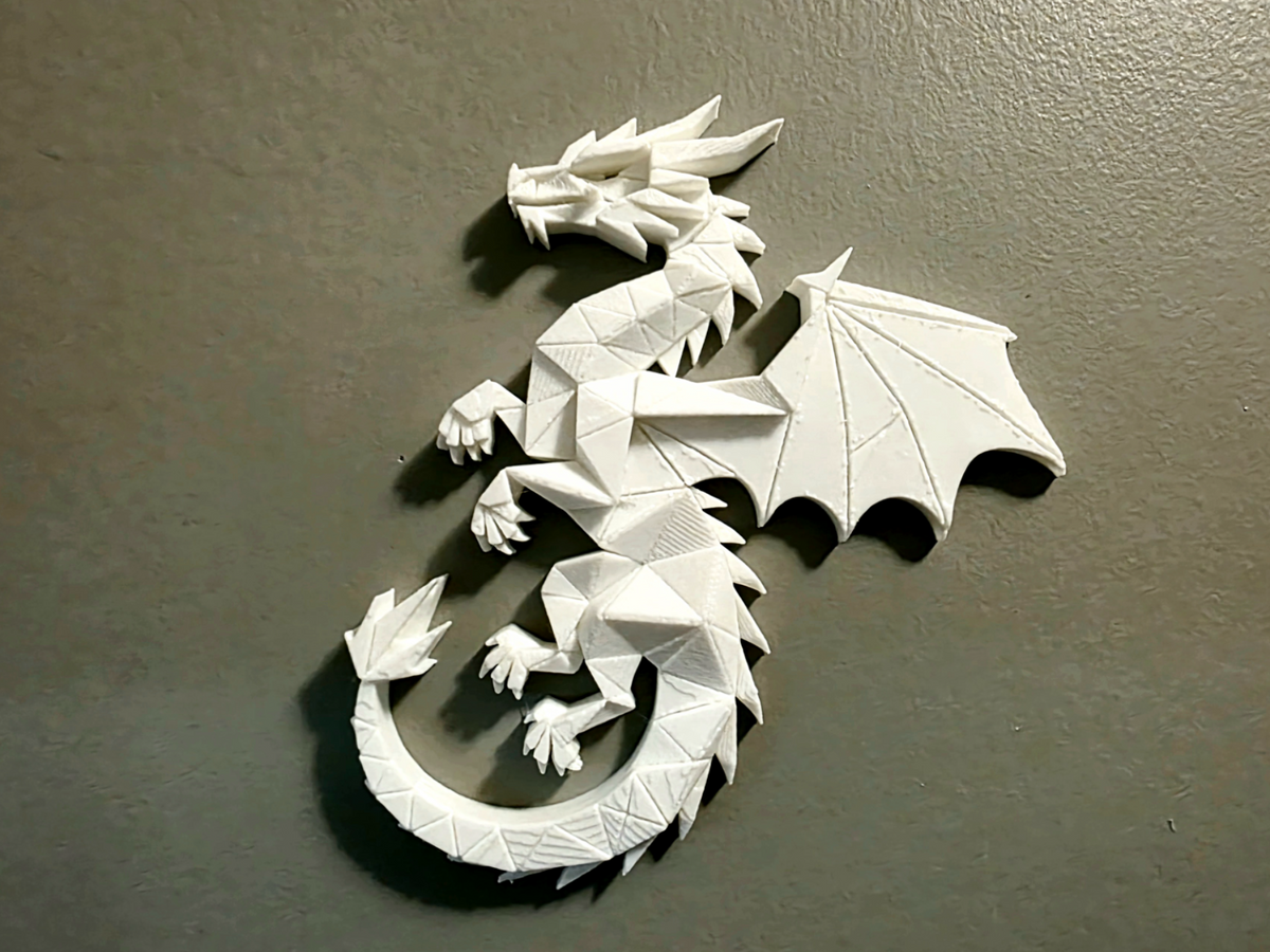 Drache Low Poly Wanddeko