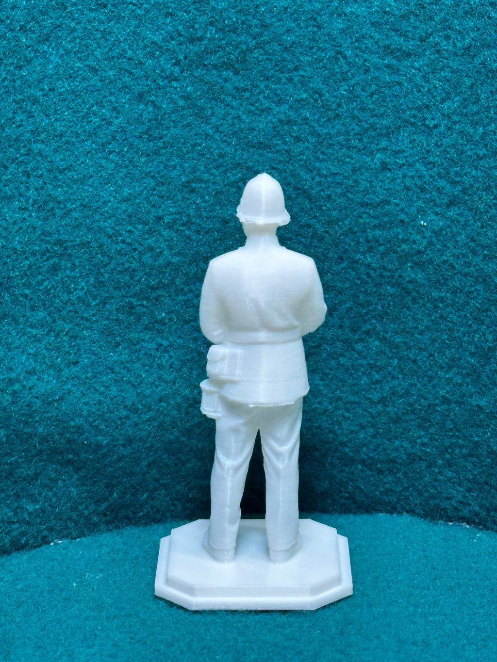 Polizeistreifenbeamter Bobby Mysteriöse Figur Deko Statue Puppenhaus Vitrine