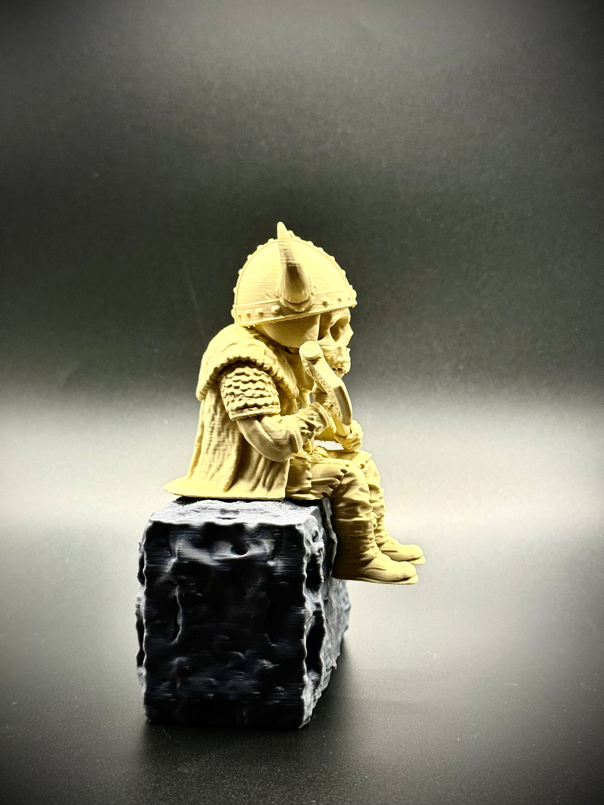 Totenkopf Kantenhocker Wikinger