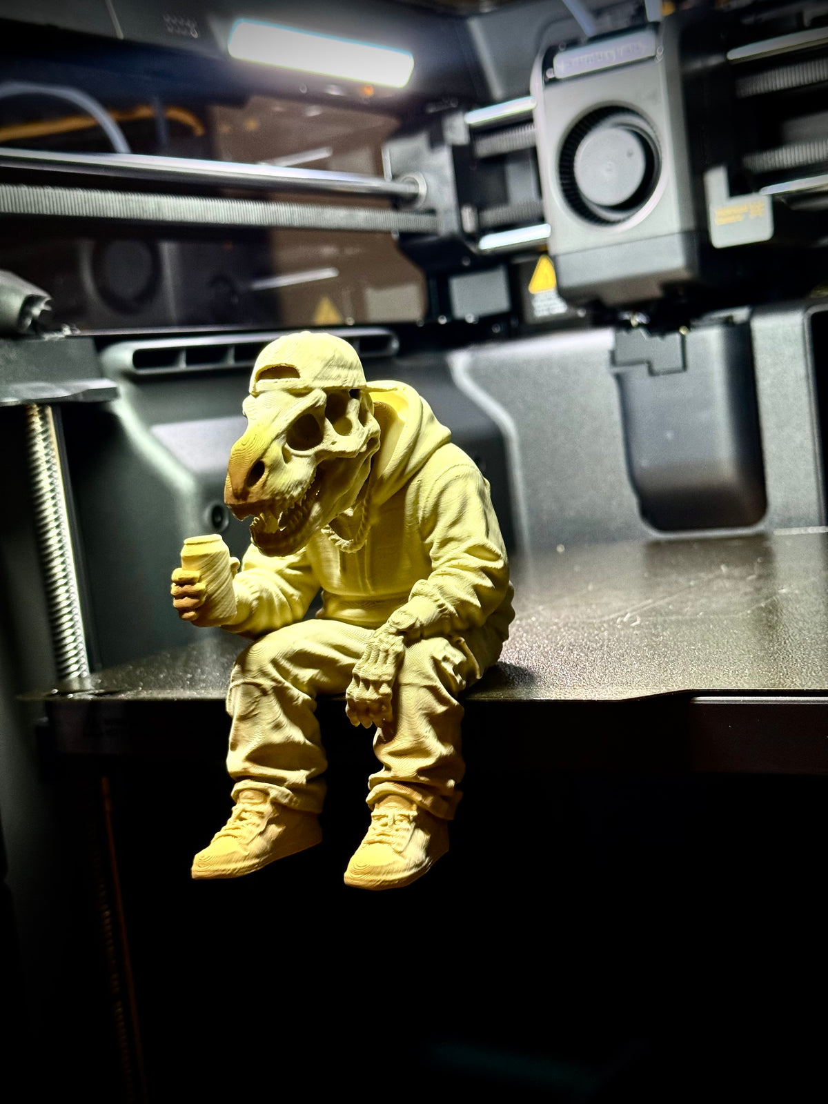 Totenkopf Kantenhocker T-Rex Urban