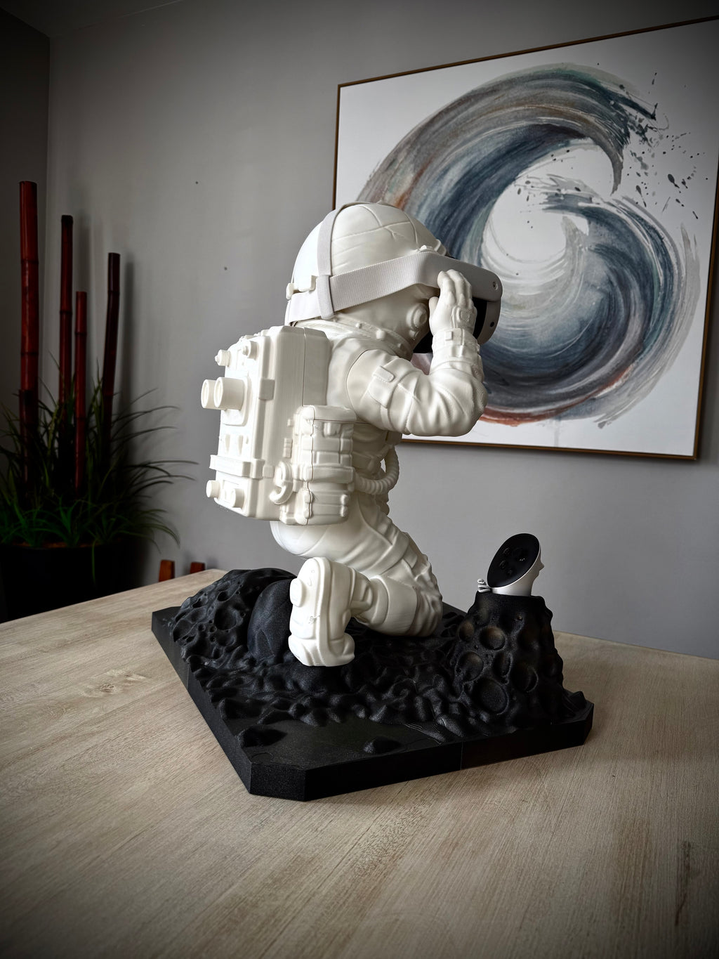 Ständer für VR-Headset Astronaut